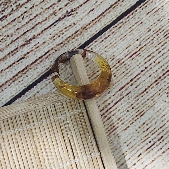 Vintage Lucite Rings - Picture 3 of 5